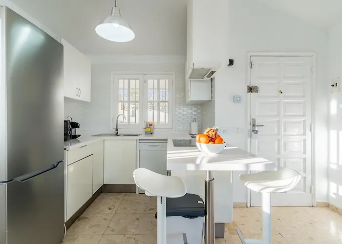 Holiday home Near The Ocean With Private Pool And Garage San Miguel de Abona