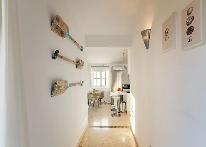 Holiday home Near The Ocean With Private Pool And Garage